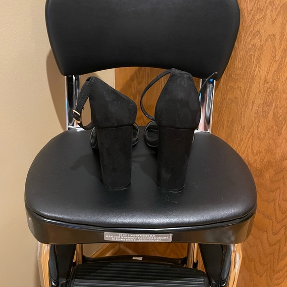 Lulus Black Sandals Size 8 - Picture 2 of 7